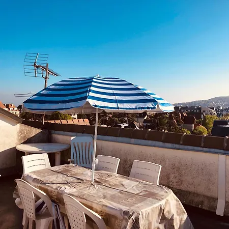 Apartman Le Carol Park Duplex Avec Rooftop Deauville